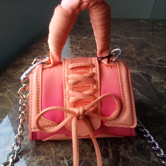 Steve Madden Orange Ombre Mini Purse! - Picture 1 of 2